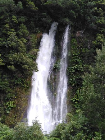 137.Ribeira Quente´s Waterfall-no name