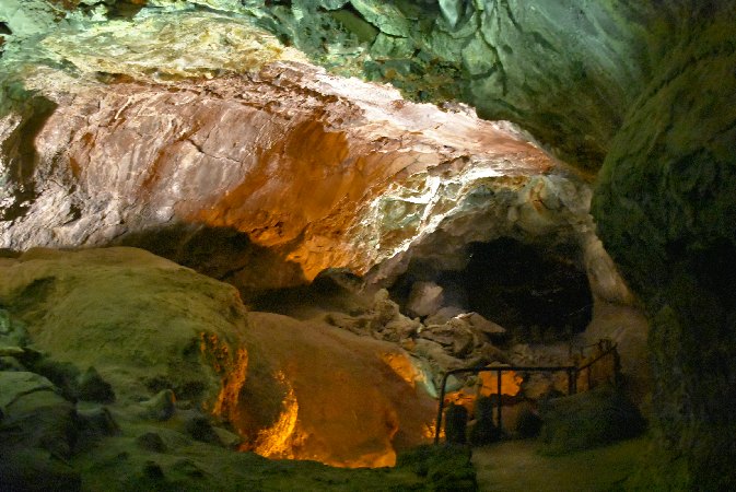 054.Cueva de Los Verdes