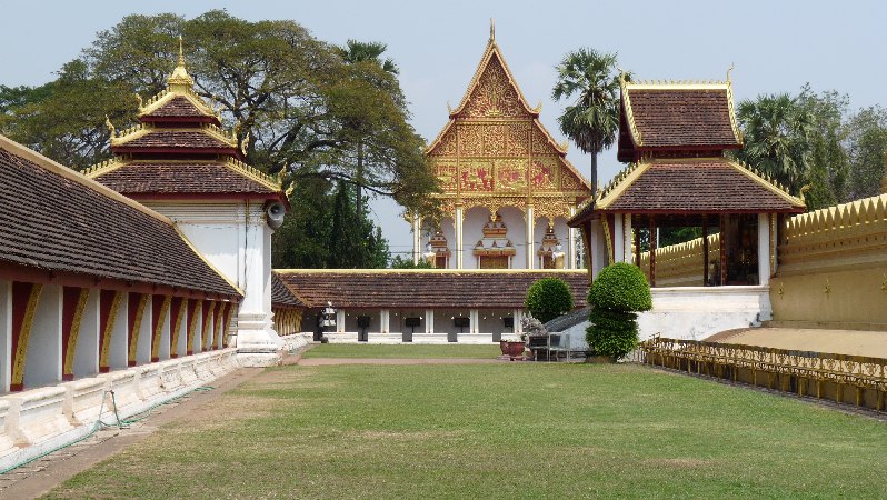 043_Vien_Pha That Luang