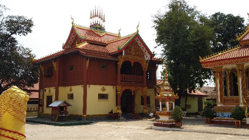 050_Vien_Wat That Luang Tai
