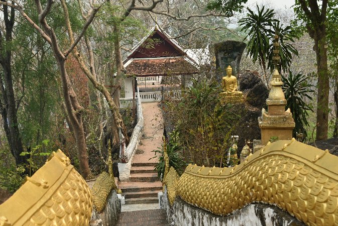 099_LuaPrab_Wat Prah Buddhabat