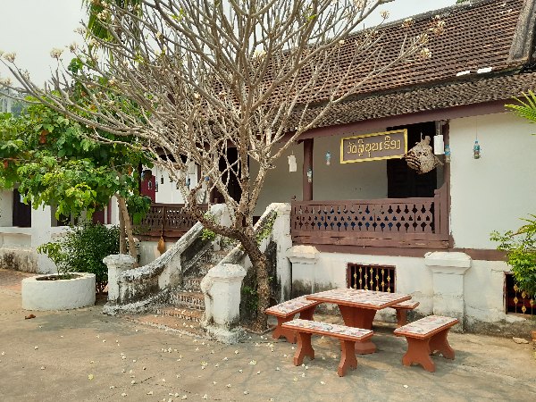 109_LuaPrab_Wat Sibounheuang