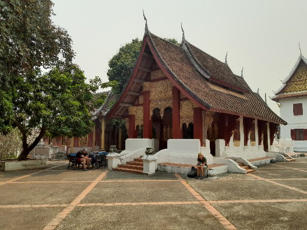 111_LuaPrab_Wat Khili