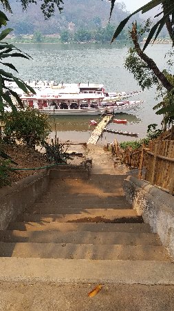 213_LuaPrab_Mekong Ferry