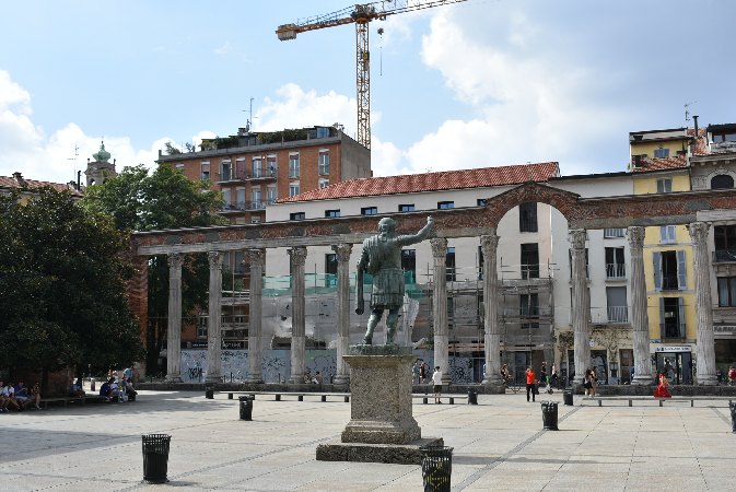 097_It-Mil_Colonne di San Lorenzo-Statua di Costantino