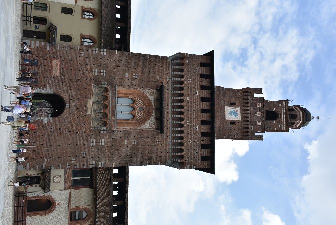 107_It-Mil_Castello Sforzesco-Torre del Filarete