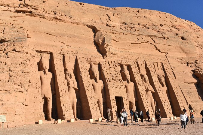 020.Eg_Abu Simbel-Temple of Nefertari