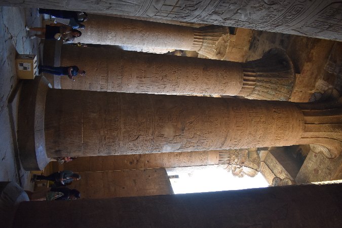 056.Eg_Edfu Temple-Hypostyle Hall