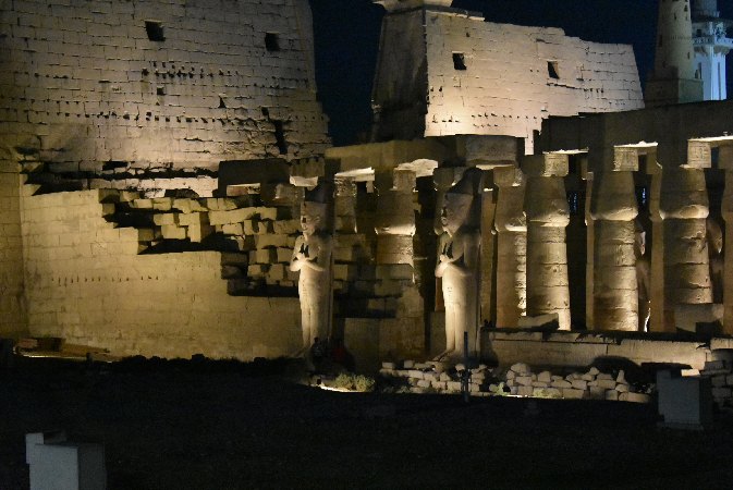 082.Eg_Luxor Temple-Great Court of Ramses II