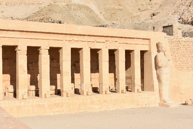 106.Eg_Mortuary Temple of Hatshepsut-