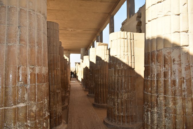 150.Eg_Saqqara-Colonnade Entrance Of Djoser Complex