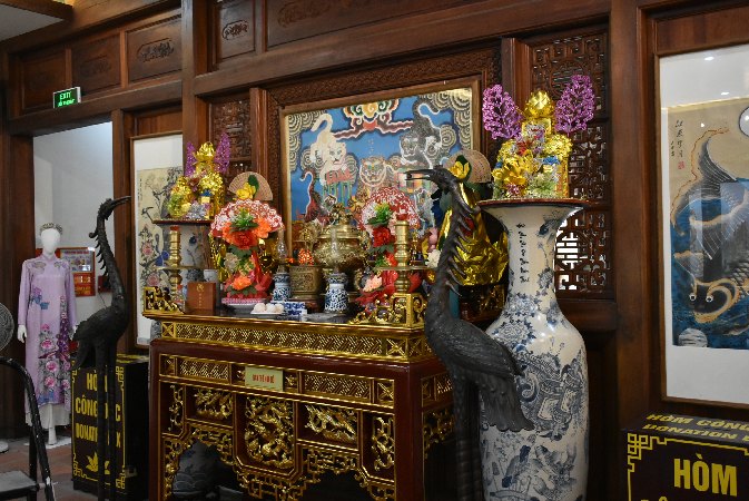 08_Vie_Hanoi-Dinh Nam Huong Temple