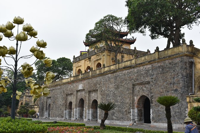 26_Vie_Hanoi-Doan Mon Gate