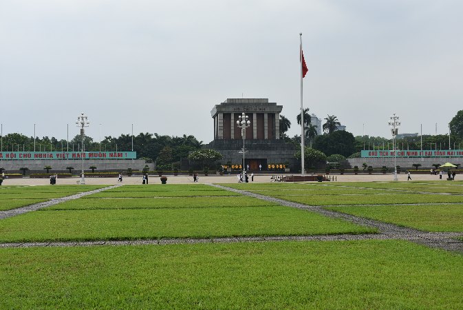 42_Vie_Hanoi-Ba Dinh Square