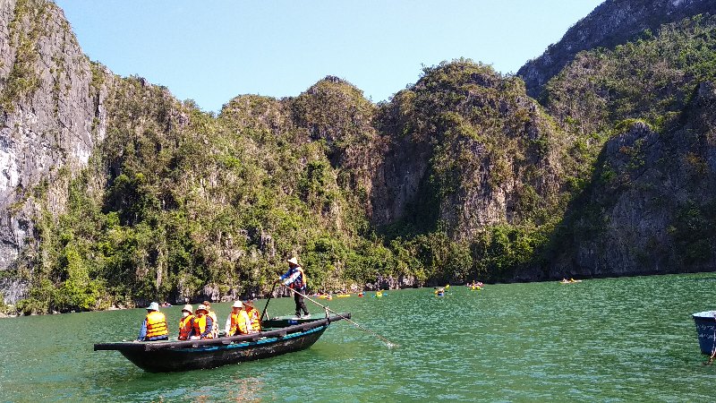 88_Vie_HaLong-Hang Luon Cave