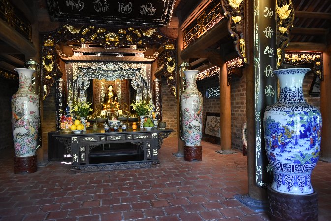 122_Vie_NinhBinh-Chua Vang