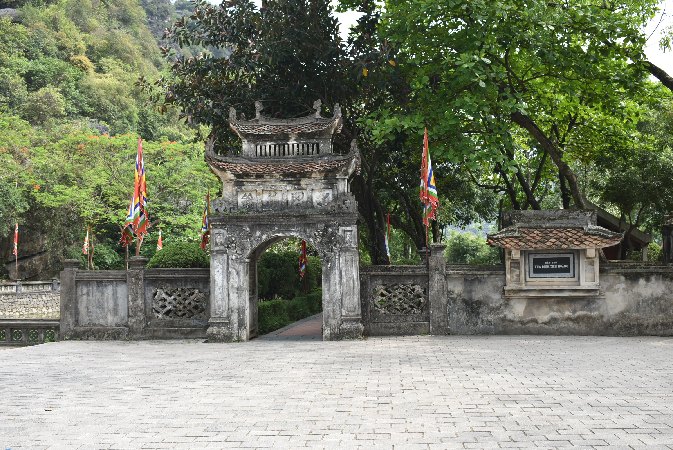 153_Vie_NinhBinh-King Dinh temple