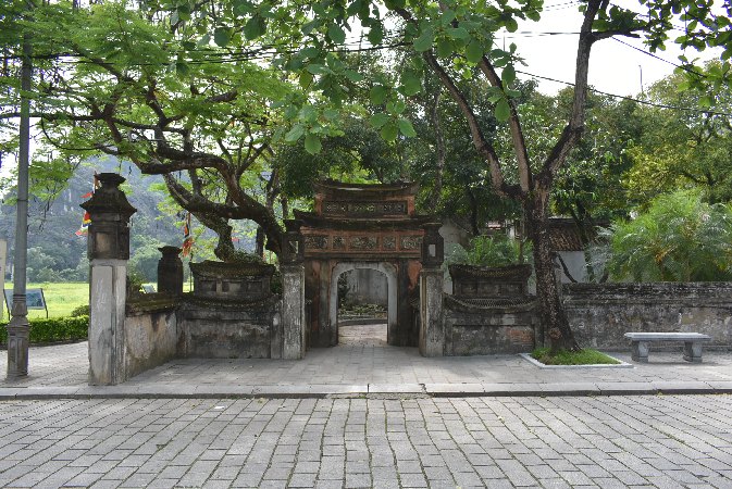156_Vie_NinhBinh-Temple of Emperor Le Dai Hanh