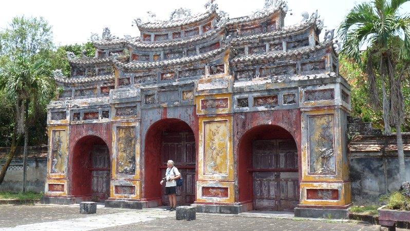 257_Vie_Hue-Hung To Mieu