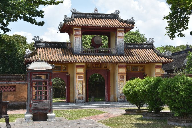 259_Vie_Hue-Hien Lam Pavilion