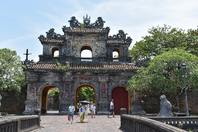 268_Vie_Hue-Hien Nhon Gate