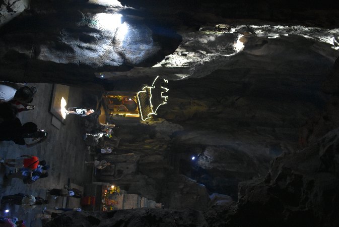318_Vie_DaNang-MarbleMount-Huyen Khong Cave