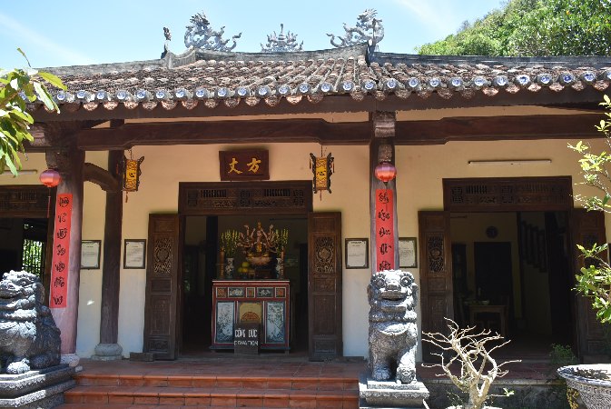 327_Vie_DaNang-MarbleMount-Tam Ton Pagoda