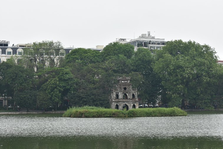 016__Vie_Hanoi-Hoan Kiem Lake-Turtle Towe