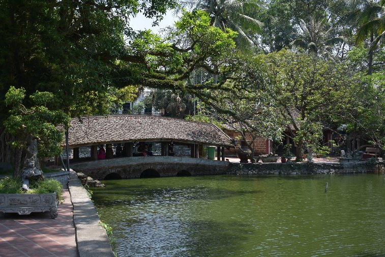 107_a_Vie_TaiPag-Thay Pagoda-Nhat Tien Bridg