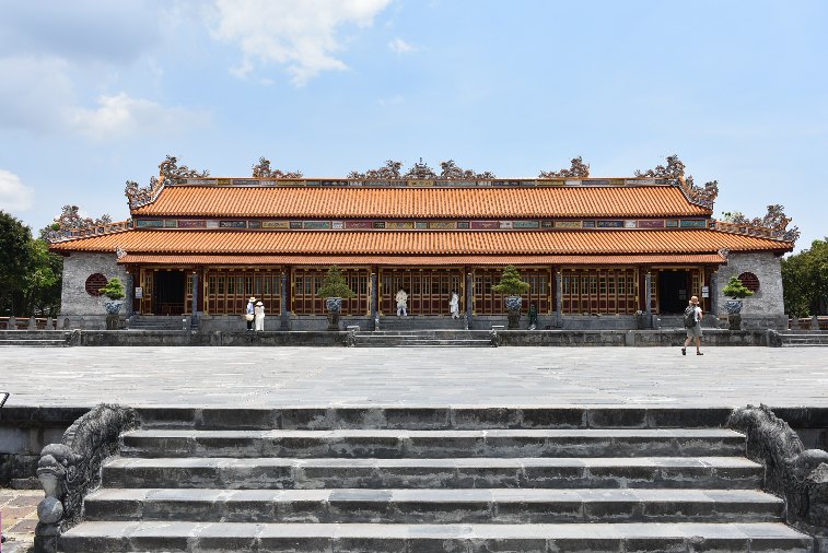 253__Vie_Hue-Thai Hoa Palac