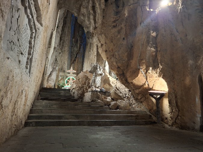 307__Vie_DaNang-MarbleMount-Am Phu Cav