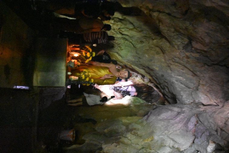 318__Vie_DaNang-MarbleMount-Van Thong Cav